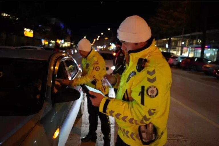 Isparta’da Trafik Denetimleri: 233 Araç Ceza Aldı